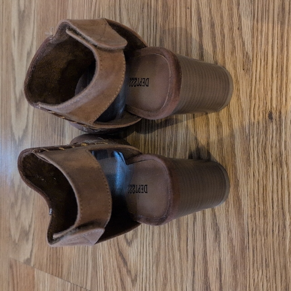 Dept222 Ava Stylish Chestnut Peep-Toe Ankle Boots - Picture 4 of 5